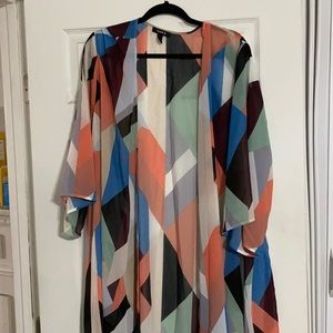 Geometric print duster 3/4 sleeve. Size 3/4 Torrid.